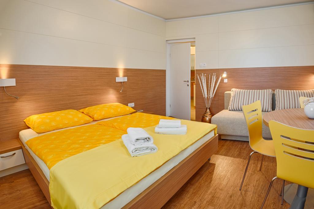 Sea View Guesthouse Opara Piran Habitación foto